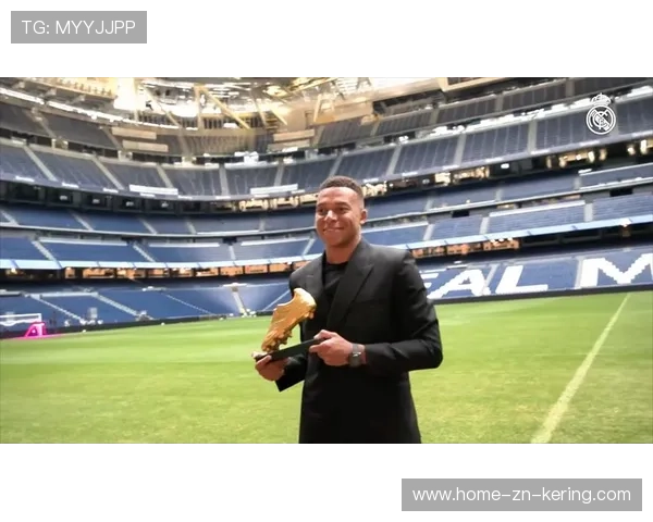 法国用实力回应质疑，姆巴佩站上最高领奖台